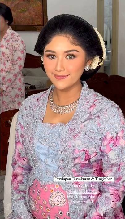 Gaya Tasyakuran 7 Bulan Kehamilan Erina Gudono (instagram.com/erinagudono)