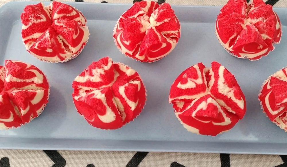 Resep Bolu Kukus Mekar Merah Putih, Cocok untuk Perayaan 17an