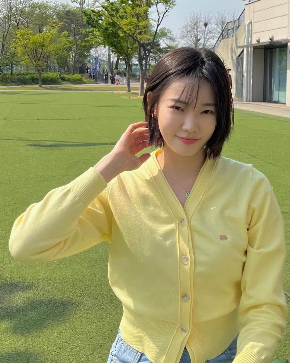 Bang Eun Jung (instagram.com/beuuunjung)