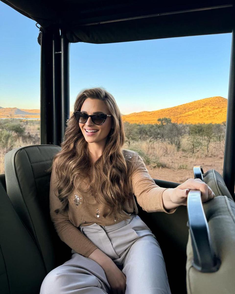 Potret Miss Afrika Selatan 2024 Mia le Roux (Instagram.com/mialerouxx)