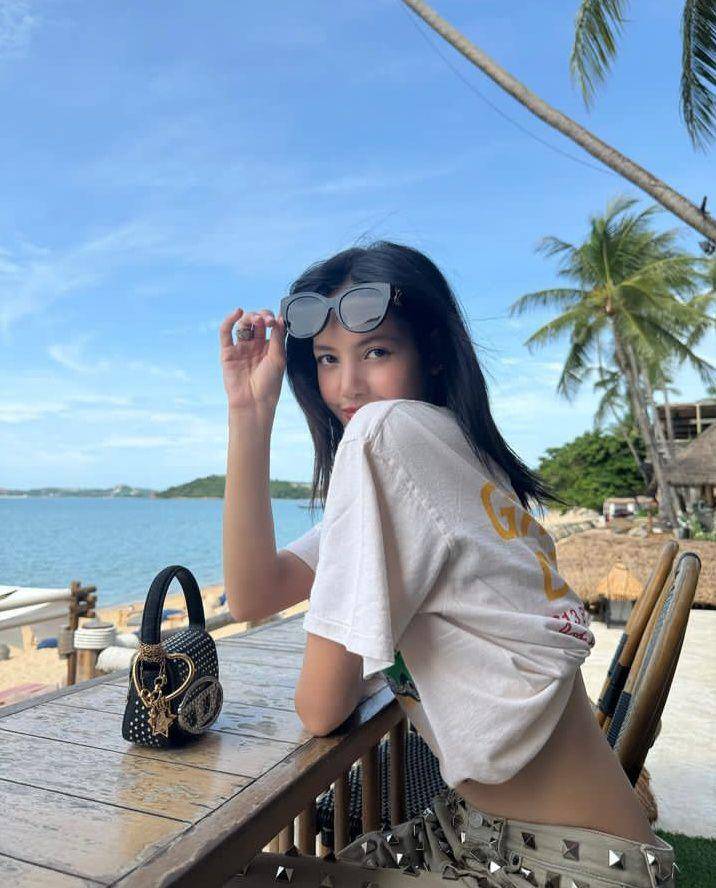 potret Lisa BLACKPINK (instagram.com/lalalalisa_m)