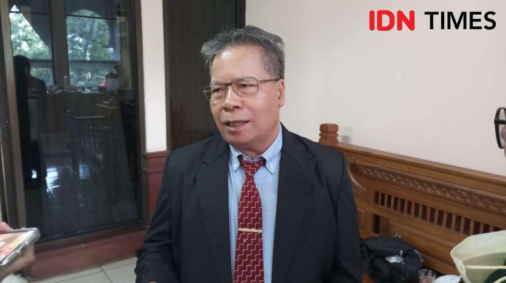 Warga Bakar Kamp Tambang Emas Ilegal Milik WNA di Lombok