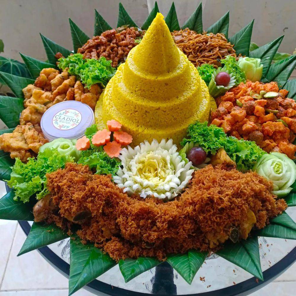 ilustrasi tumpeng nasi kuning (instagram.com/iharoiha)