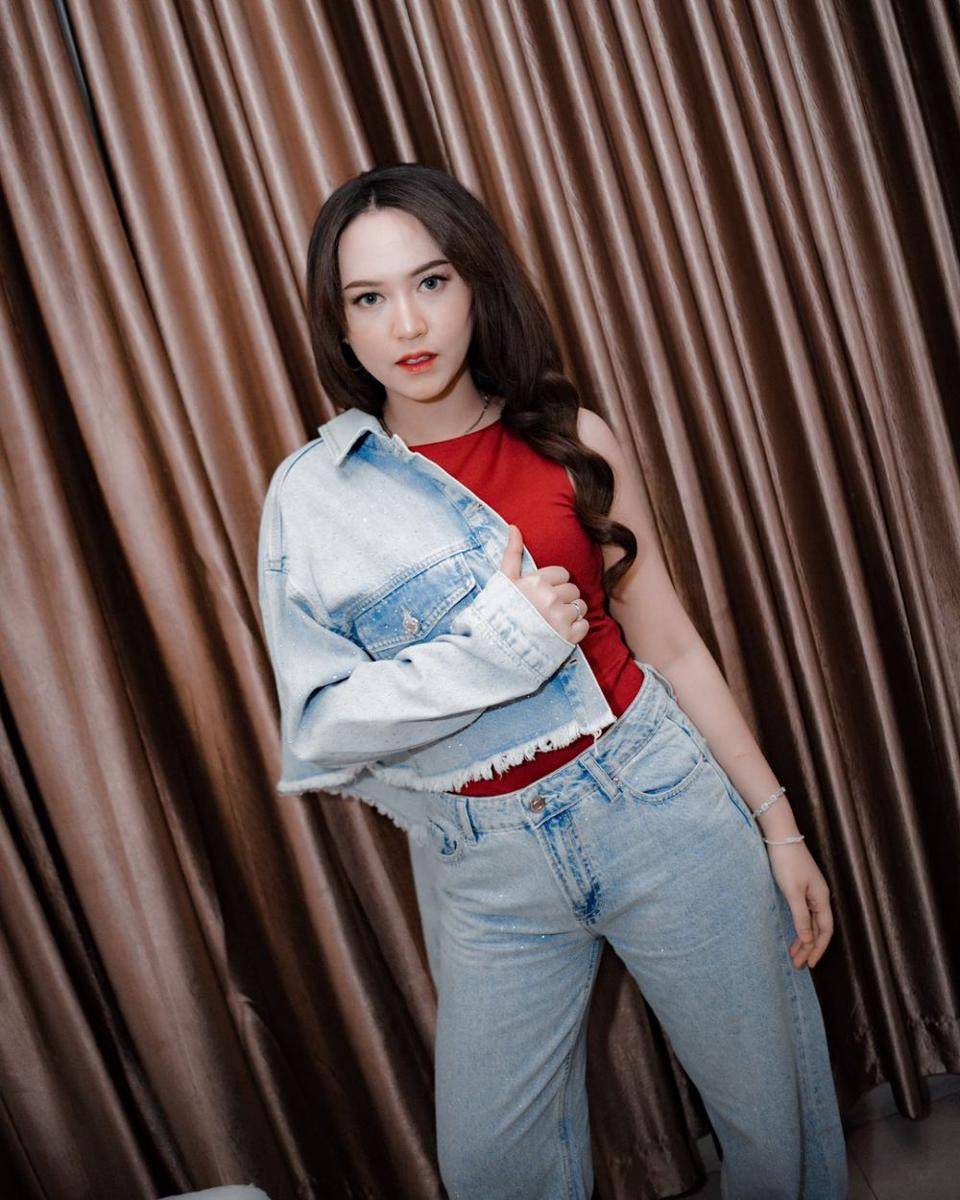 potret Happy Asmara (instagram.com/happy_asmara77)