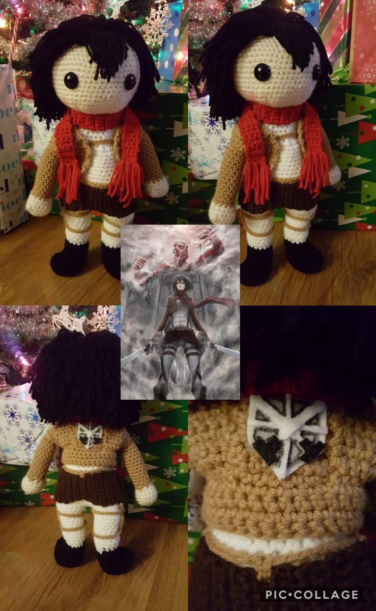 potret karya rajutan tangan Attack on Titan (reddit.com/user/Winter246)