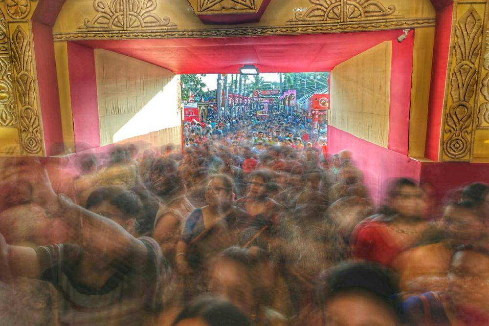 ilustrasi peziarah Hindu (unsplash.com/Dibakar Roy)