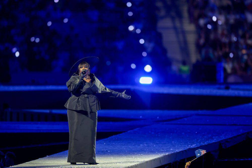 Yseult tampil di closing ceremony Olimpiade Paris 2024. (x.com/Olympics)