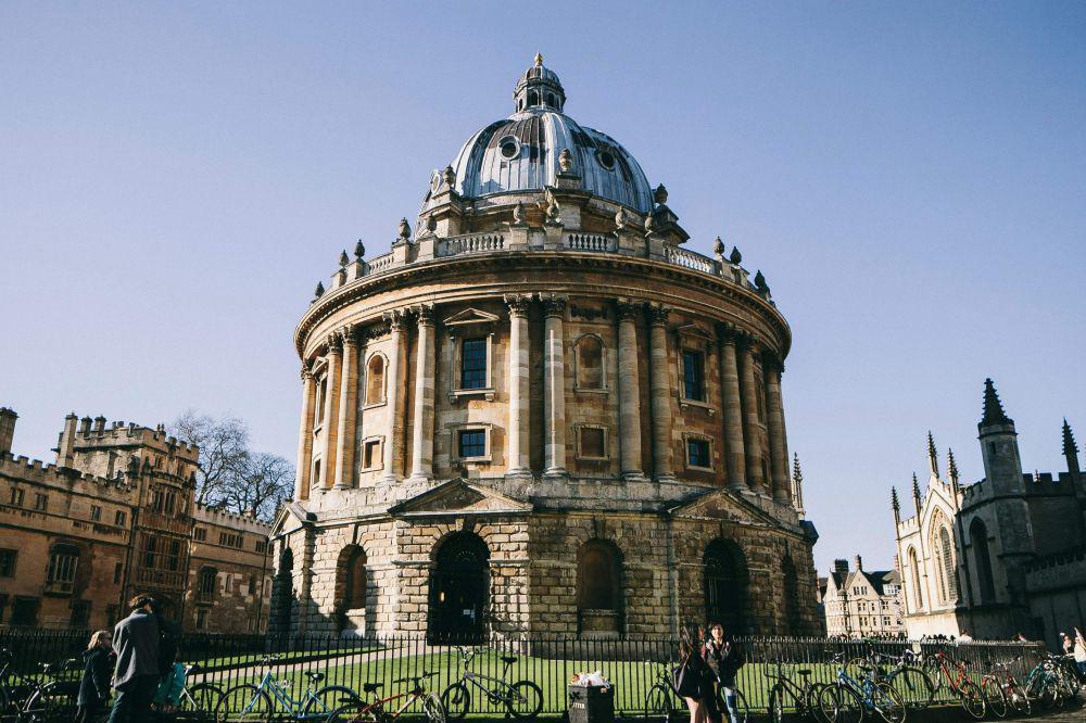 Beasiswa Jardine 2025, Bisa Kuliah Gratis ke Kampus Oxford lho!