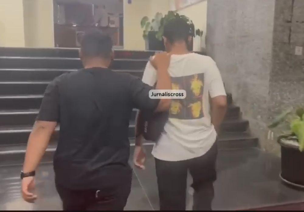 Sakit Hati Putus Cinta Jadi Motif AP Sebar Video Syur AD
