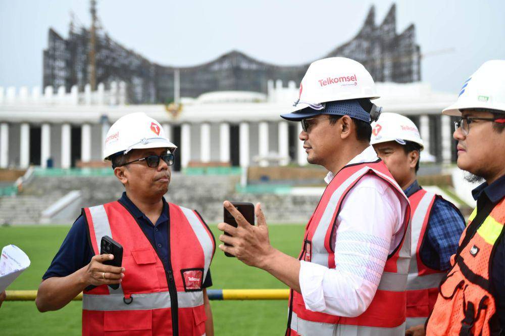 Telkomsel menghadirkan 49 Base Transceiver Station (BTS) berteknologi terkini 5G dan 4G di IKN dan wilayah pendukung lainnya. (Dok. Telkomsel).
