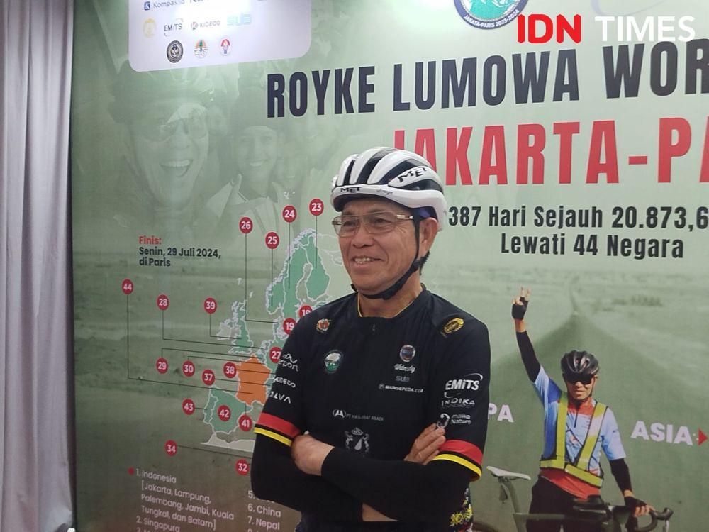 Kisah Royke Lumowa Bersepeda Setahun dari Jakarta ke Paris