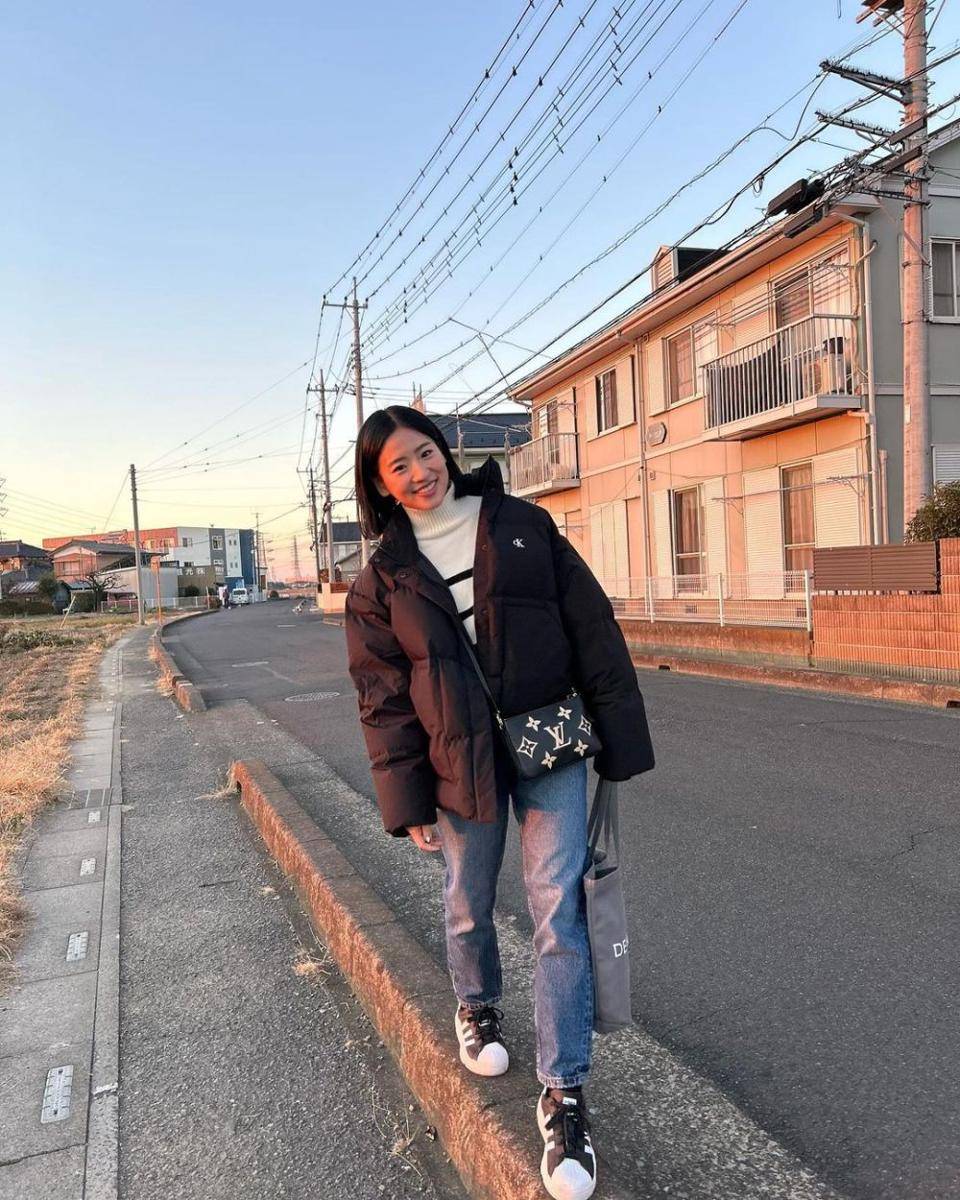 OOTD Haruka Nakagawa (instagram.com/haruuuu_chan)