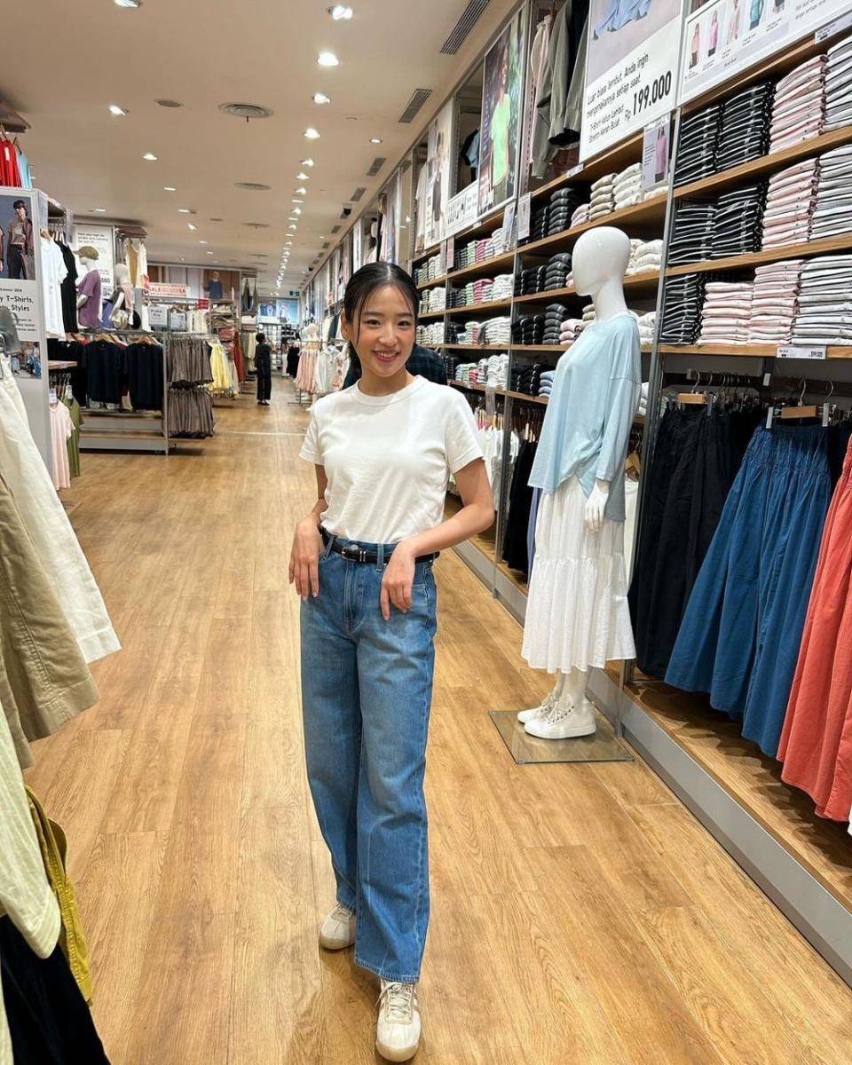 OOTD Haruka Nakagawa (instagram.com/haruuuu_chan)