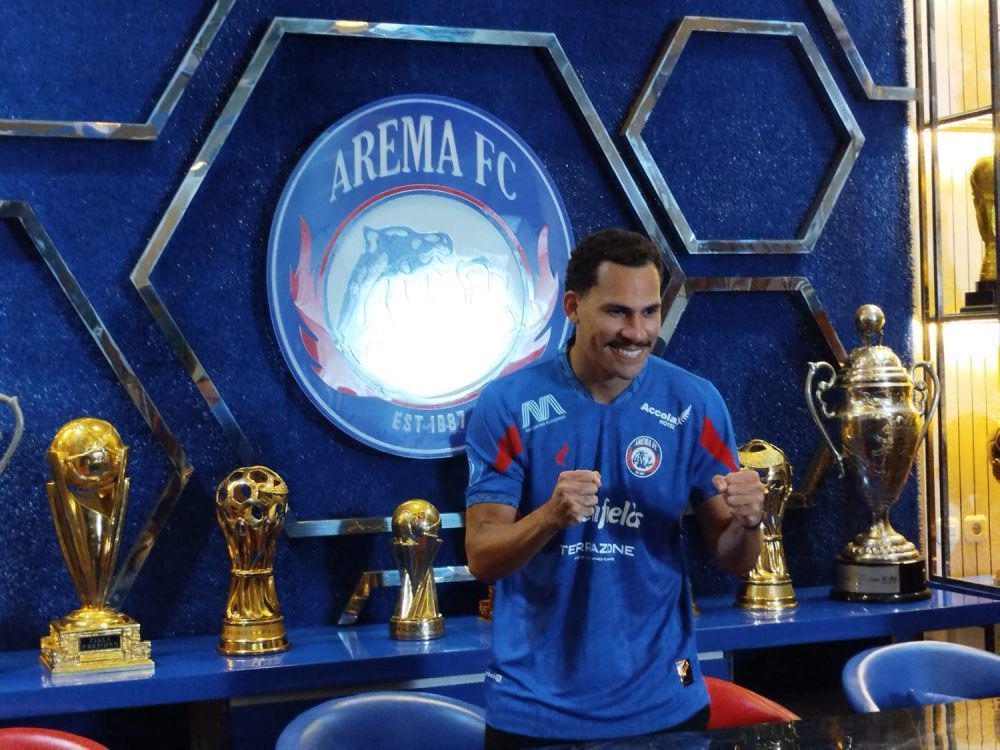 Gelandang Arema FC asal Brasil Bertahan di Musim Depan