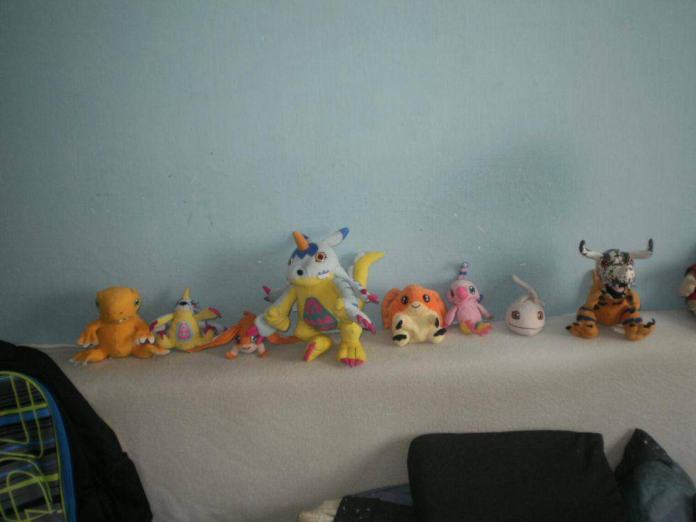 potret koleksi boneka Digimon (reddit.com/user/ReginaQueenfan)