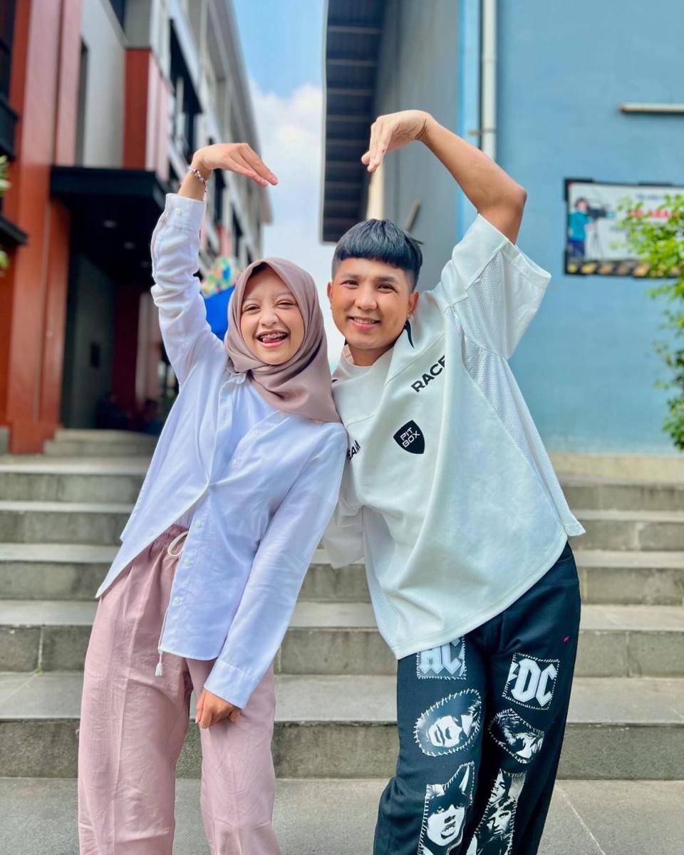 potret mesra Jirayut dan Halda (Instagram.com/jirayutdaa4official)