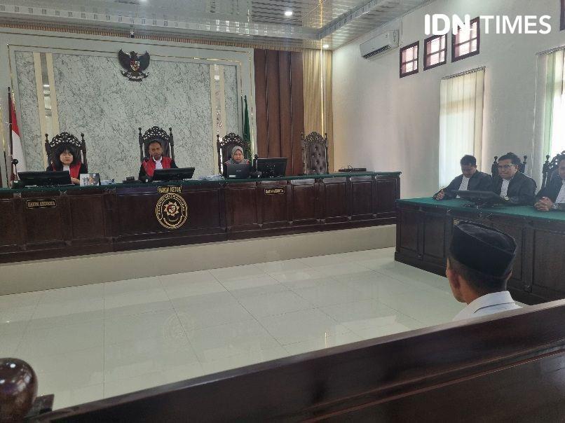 Tukang Sayur Terduga Korban Salah Tangkap Dituntut 8 Tahun Penjara
