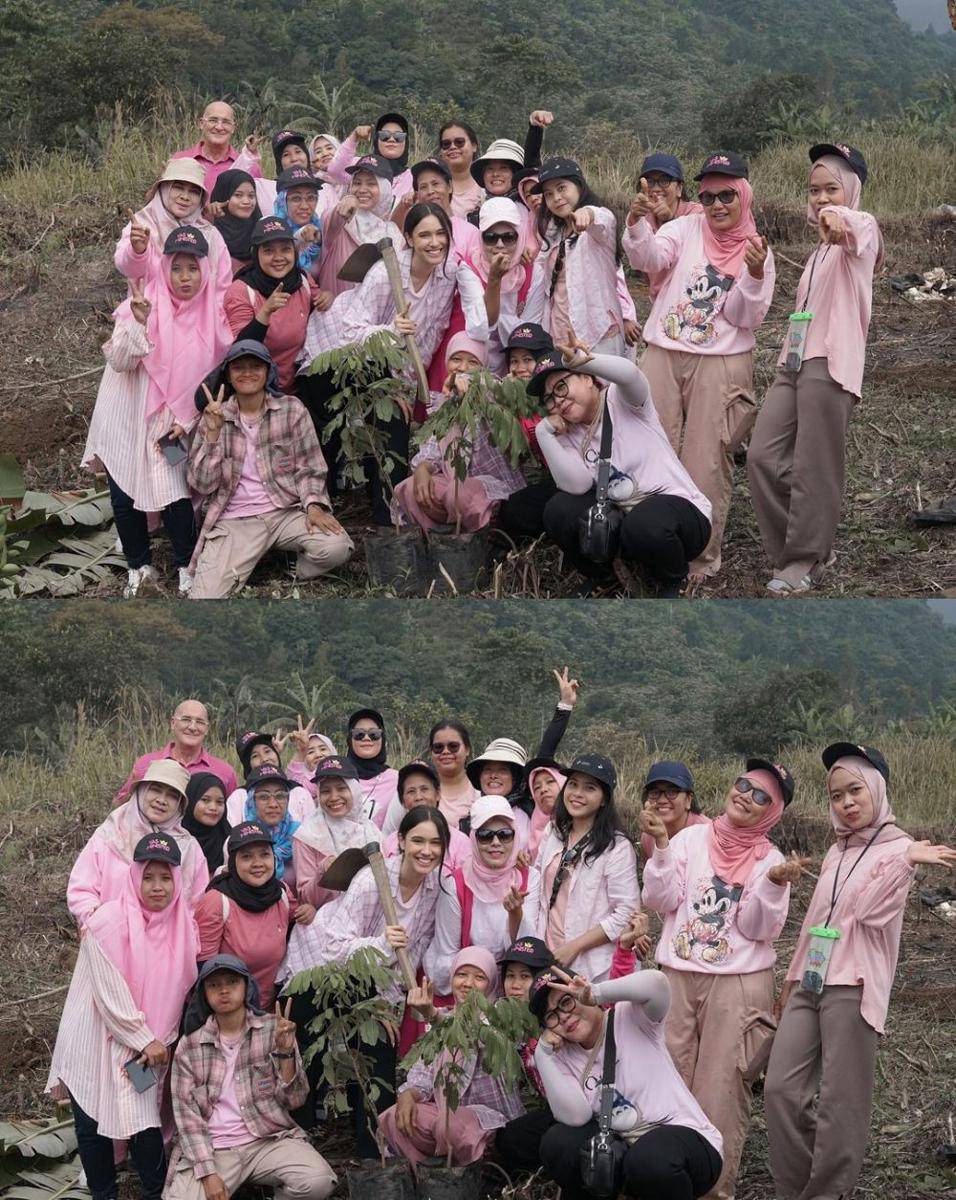 potret Yasmin Napper bareng fans (instagram.com/yasminnapper)