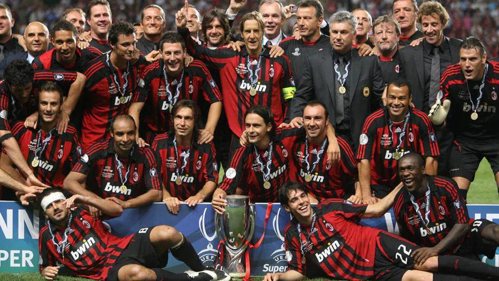 AC Milan menjuarai UEFA Super Cup 2007. (uefa.com)
