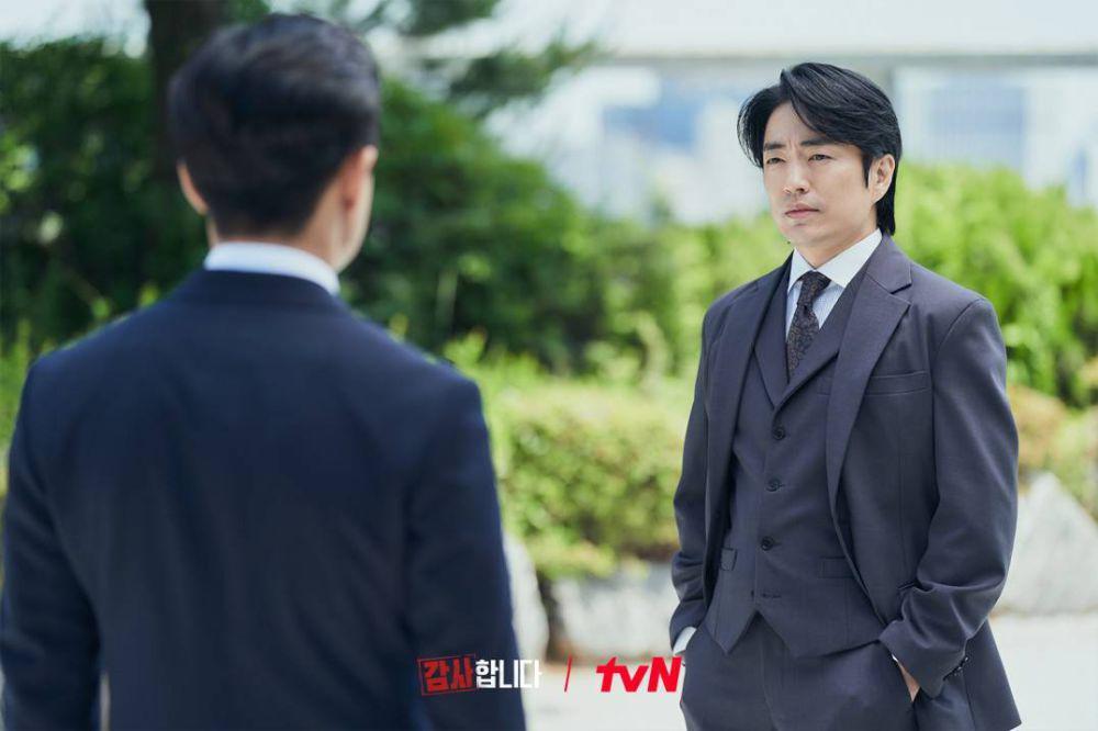 7 Cara Shin Cha Il Mengungkap Kejahatan Hwang Se Woong di The Auditors