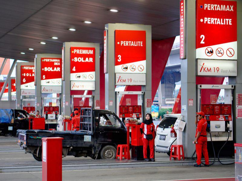 Harga BBM Nonsubsidi Pertamina Turun, Ini Rinciannya