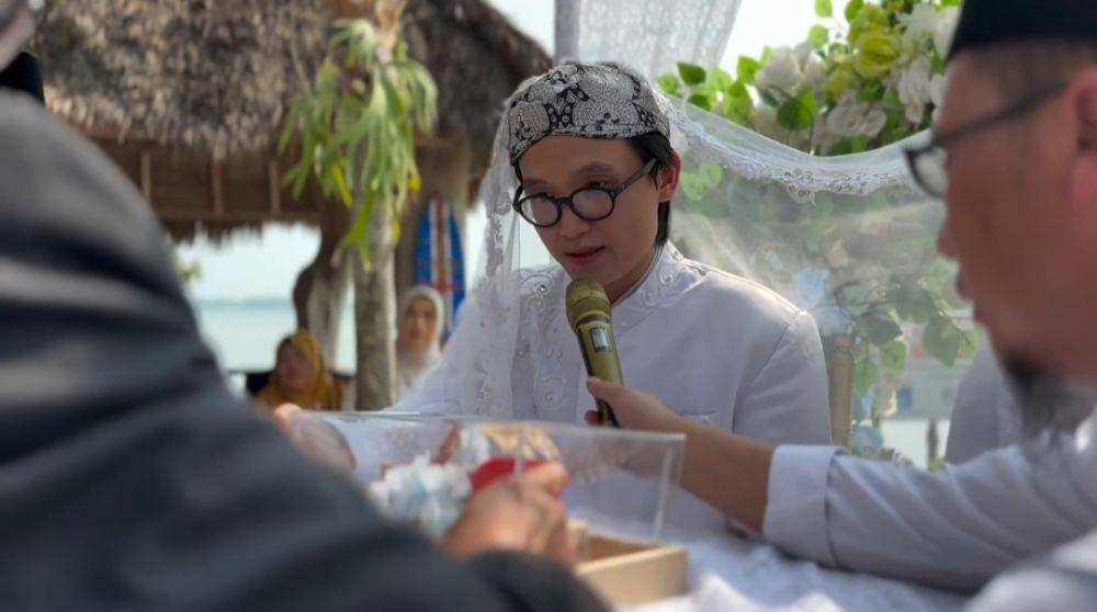 Akad nikah Ghaida eks JKT48 dan Tubagus Phandu (@josechitersone via instagram.com/ghaida_farisya)