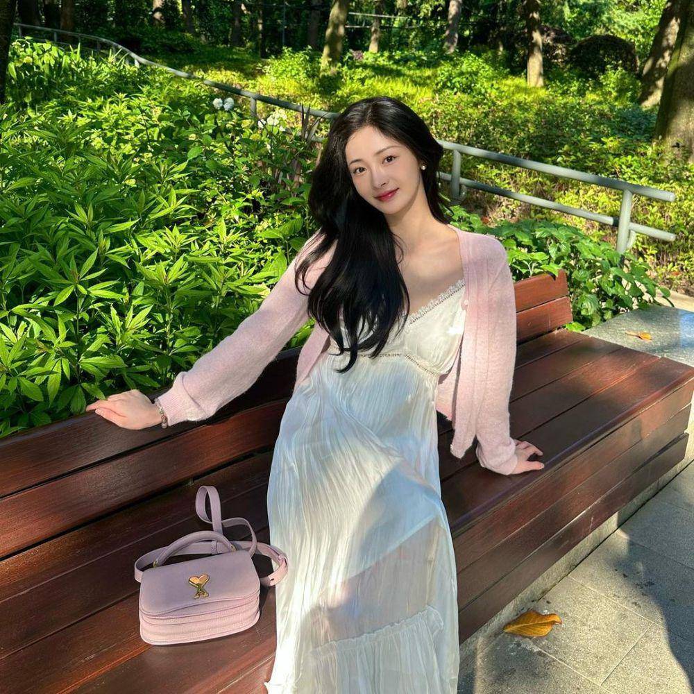 potret Zhou Jie Qiong (instagram.com/zhou_jieqiong1216)
