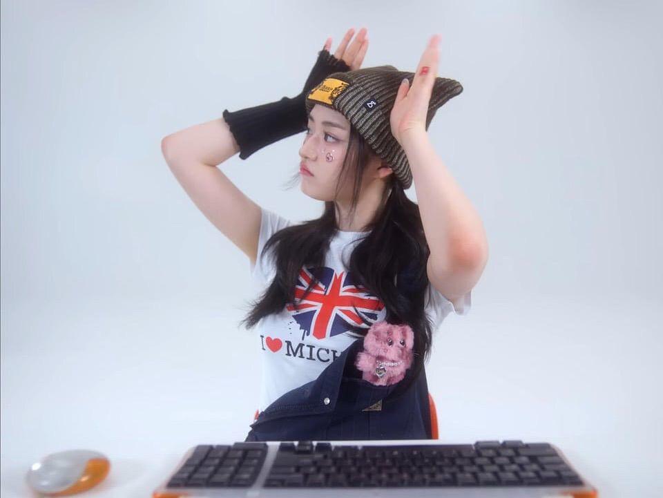 Yang Athena FIFTY FIFTY (instagram.com/we_fiftyfifty)