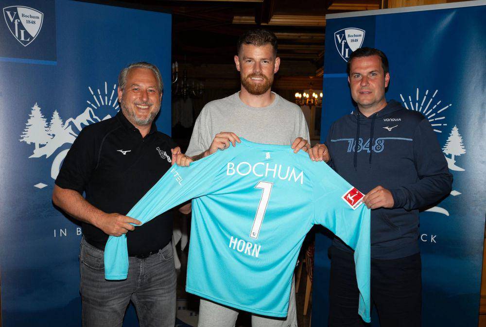 Timo Horn (tengah) (vfl-bochum.de)