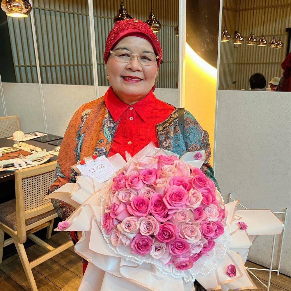 ulang tahun ibunda Titi Kamal (Instagram.com/titi_kamall)