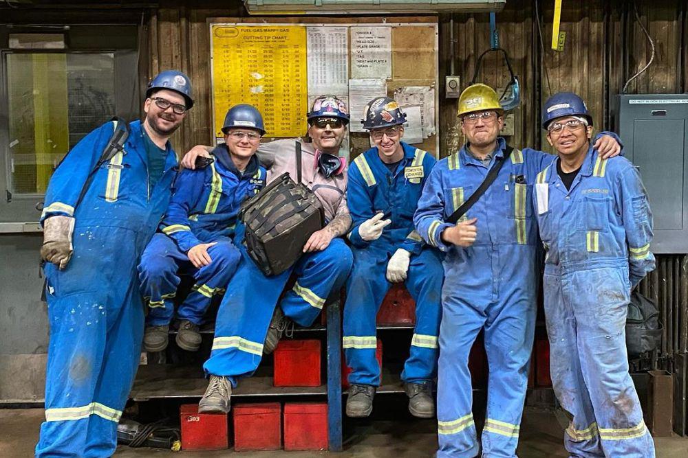 7 Kebersamaan Tengku Firmansyah dan Rekan Kerja di Kanada, Kompak!