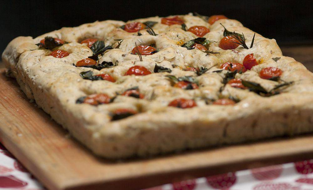 ilustrasi focaccia (pixabay.com/bananalongboards)