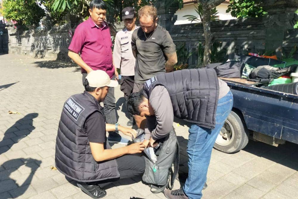 Anton Viktorovich diamankan karena laporan berbuat onar (Dok.IDN Times/istimewa)