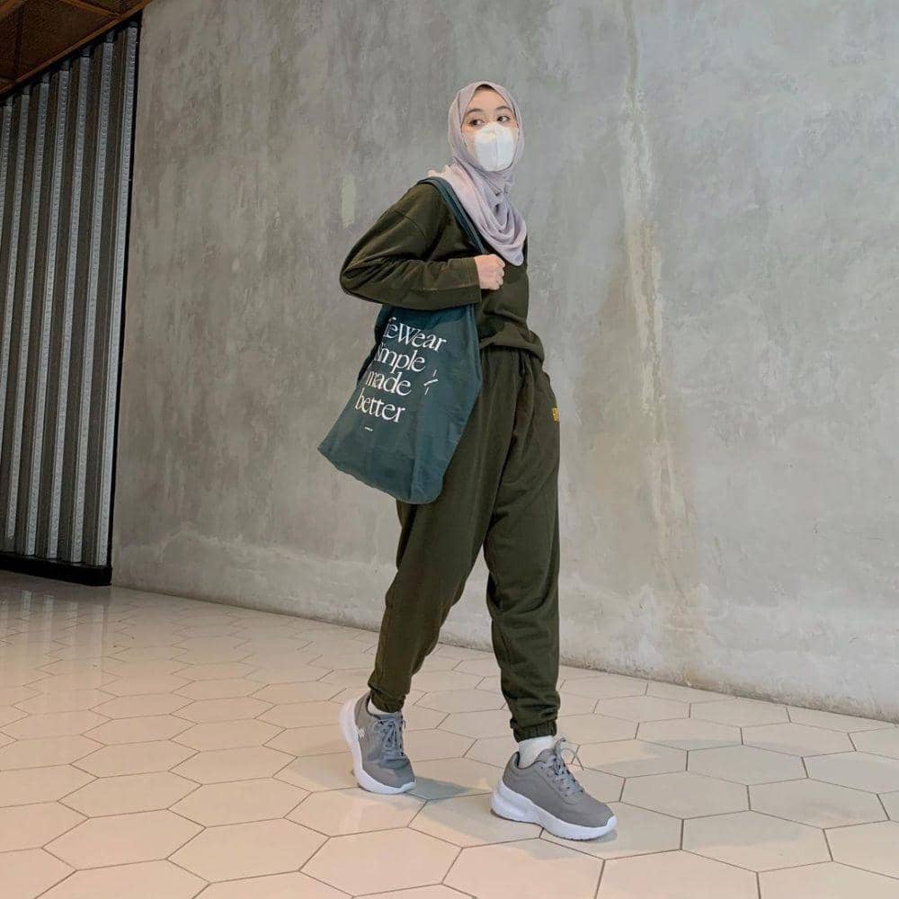 Izzahi (instagram.com/izzahi)