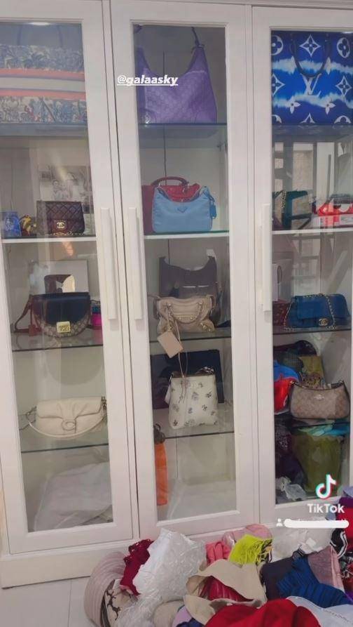 barang peninggalan Vanessa Angel (Instagram.com/dewizuhriati)
