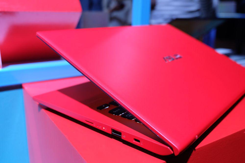 ASUS VivoBook A412 (https://www.asus.com)
