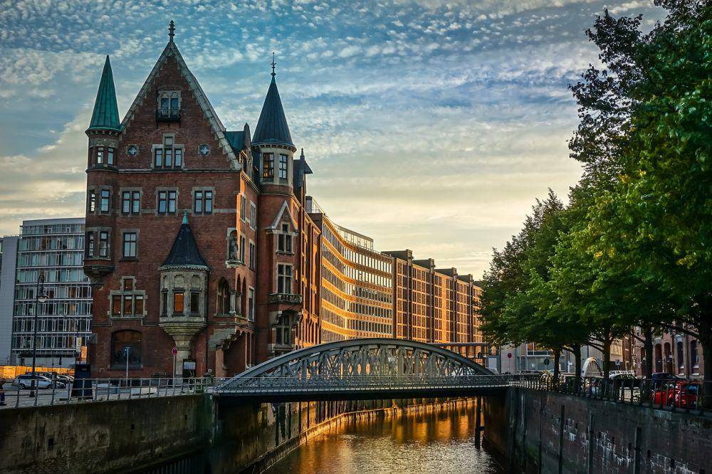 Speicherstadt di Hamburg (pixabay.com/liggraphy)