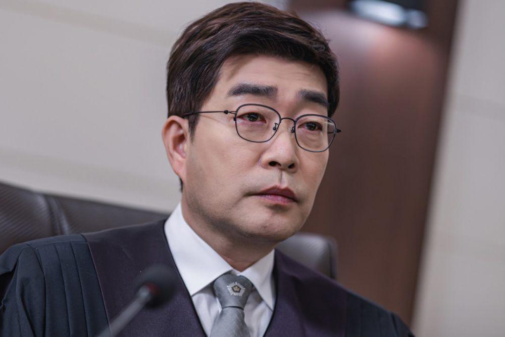 still cut drama Your Honor (instagram.com/channel.ena.d)