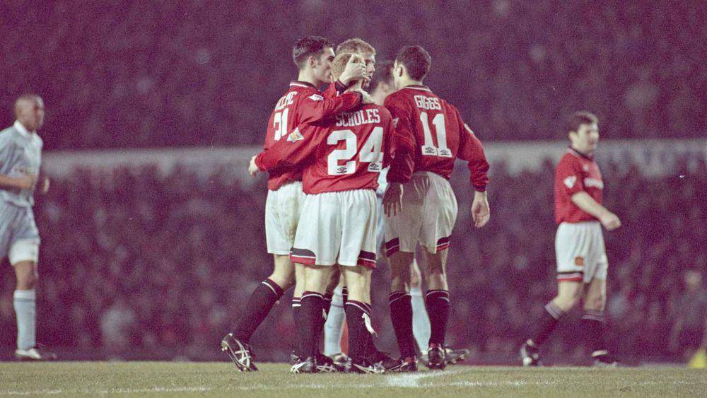 Manchester United melakoni laga kandang di EPL 1994/1995. (manutd.com)