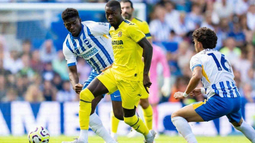 Nicolas Pepe (depan) (villarrealcf.es)
