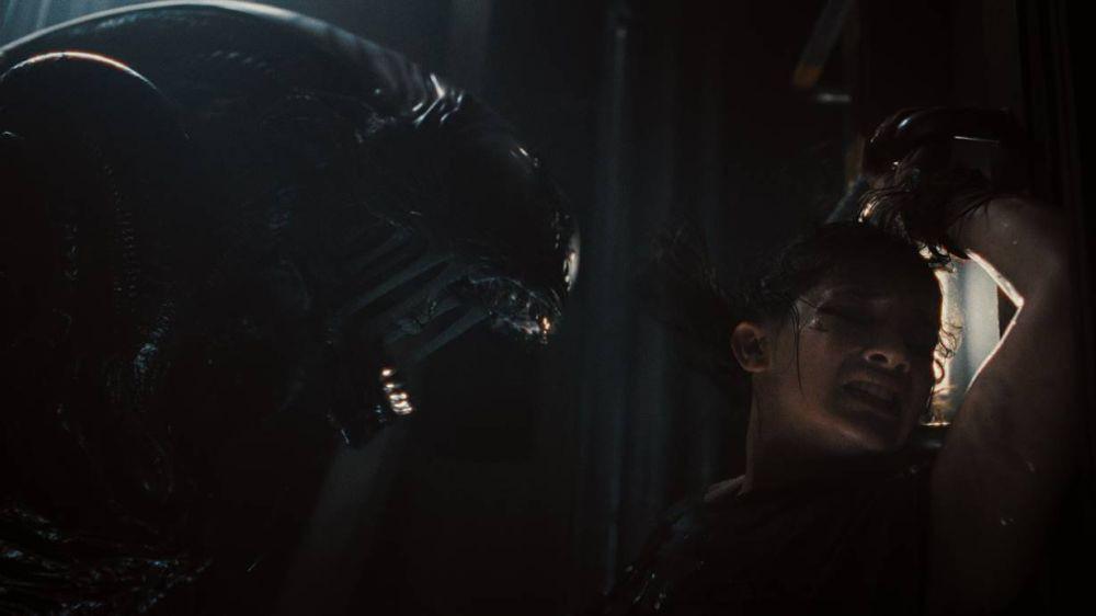 Review Kelebihan dan Kekurangan Film Alien: Romulus