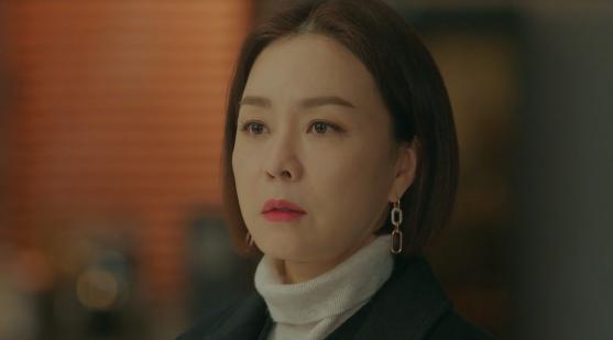 Alasan Baek Do Seon Merestui Hubungan Anaknya di Serendipity's Embrace