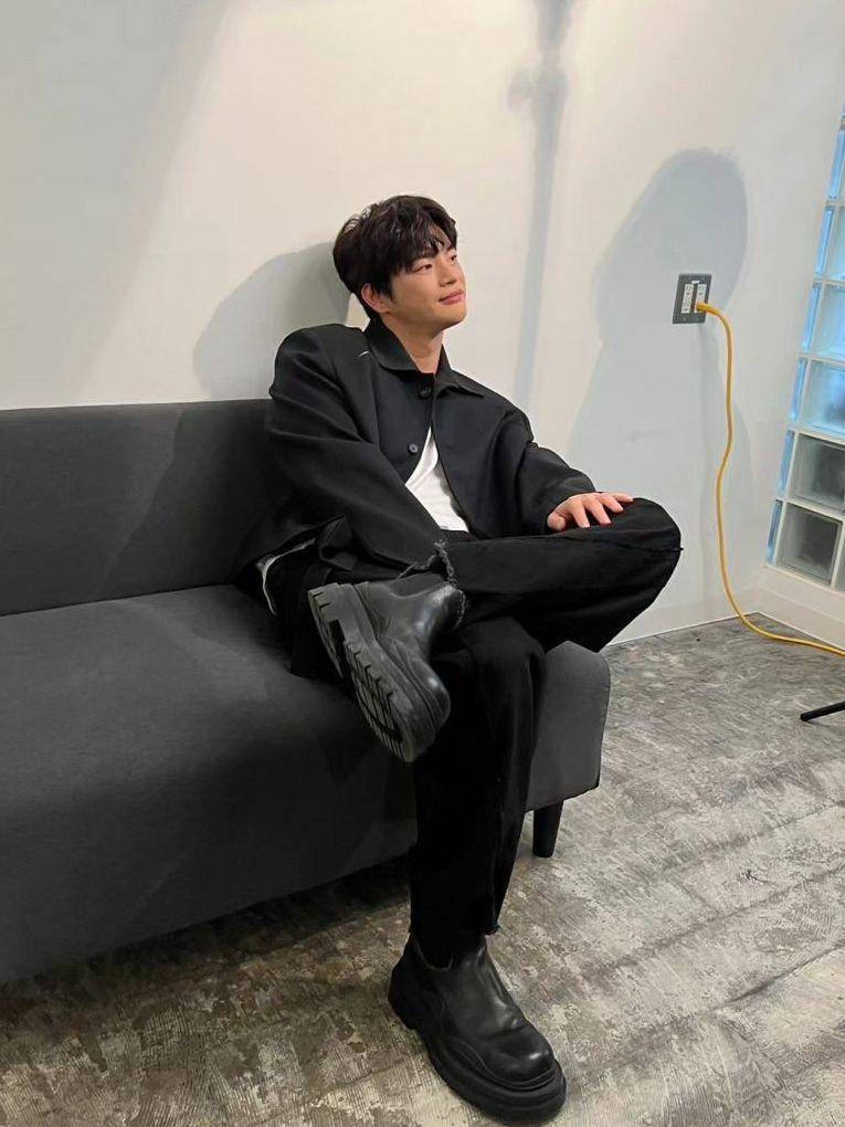 potret Seo In Guk (instagram.com/seo_cccc)