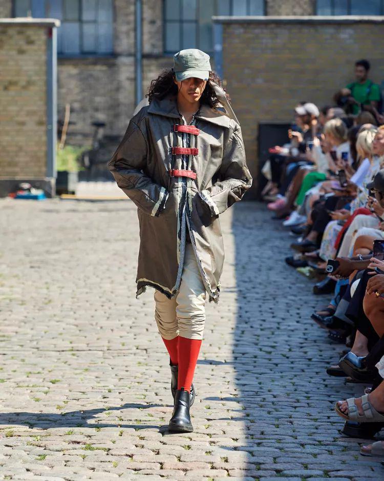 Deadwood S/S '25 di Copenhagen Fashion Week 2024 (dok. Copenhagen Fashion Week)