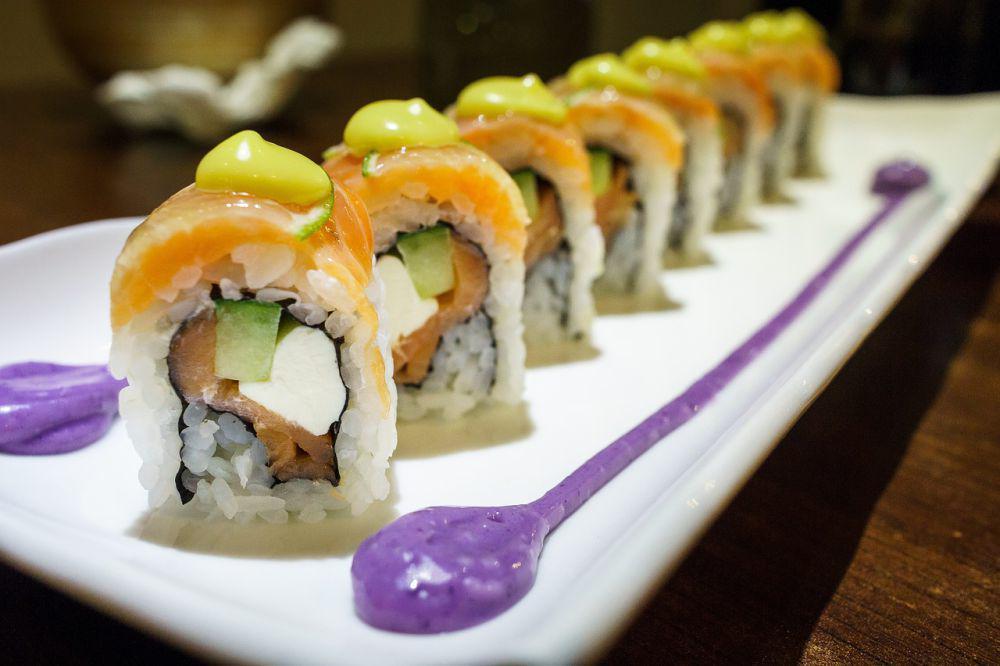 Ilustrasi Sushi. https://pixabay.com/users/wetmount-986418/
