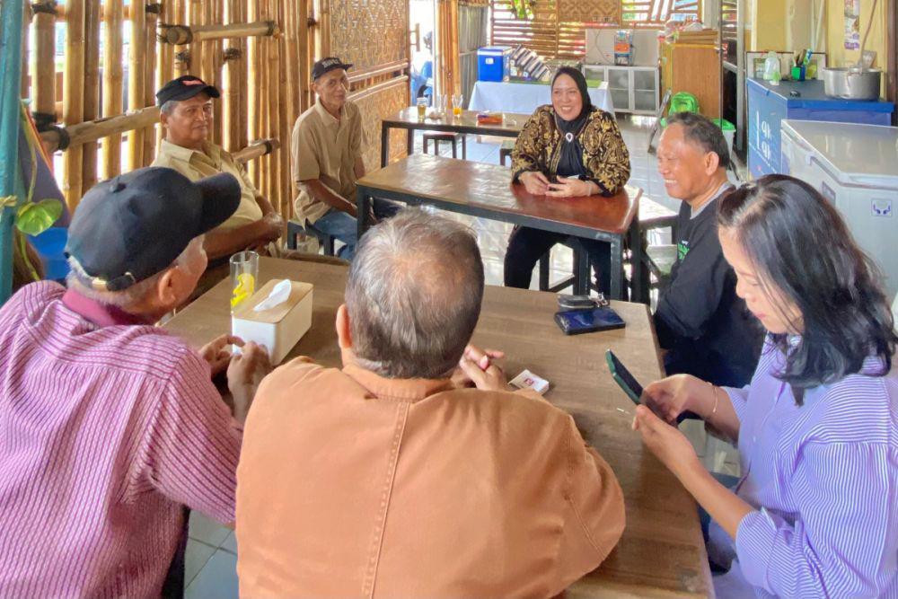 Bakal calon Gubernur Jawa Tengah, Eko Suwarni menemui masyarakat. (IDN Times/bt)