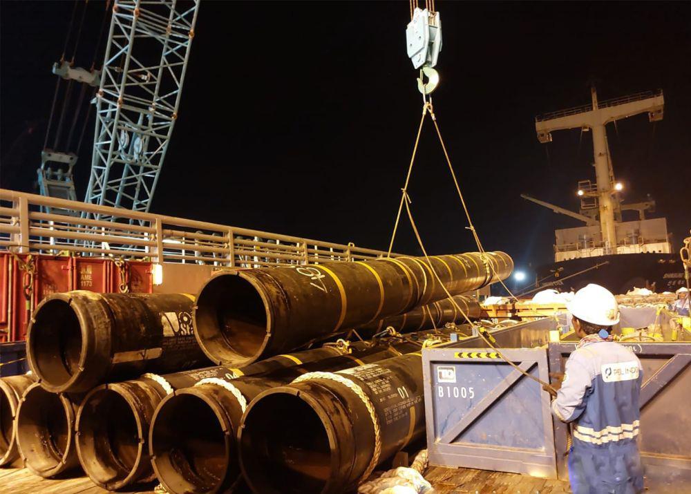 Aktivitas Lifting PTP di dermaga Pelabuhan Lhokseumawe, Aceh (Dok. IDN Times)
