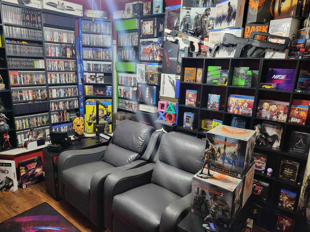 potret koleksi masif PlayStation (reddit.com/user/We_Are_Ninja)