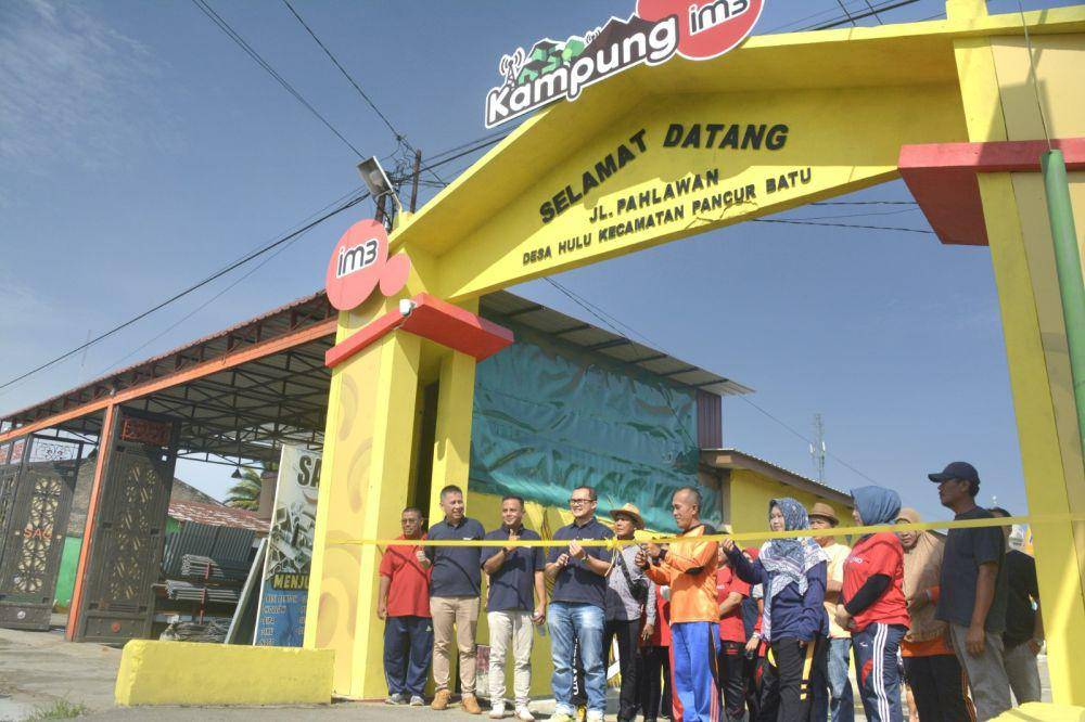 Indosat Ooredoo Hutchison (Indosat atau IOH) melalui brand IM3 menginisiasi program “Kampung IM3” (IDN Times/Istimewa)