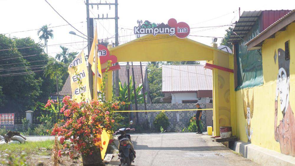 Indosat Ooredoo Hutchison (Indosat atau IOH) melalui brand IM3 menginisiasi program “Kampung IM3” (IDN Times/Istimewa)